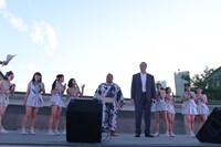 こぶしファクトリー「ドスコイ！ケンキョにダイタン / ラーメン大好き小泉さんの唄 / 念には念（念入りVer.）」発売記念イベントの様子。