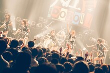 8月28日に行われた「ひめキュン祭 ～ 大江戸アイドロール！SPECIAL 其の参」でのひめキュンフルーツ缶のステージ。（撮影：西槙太一）