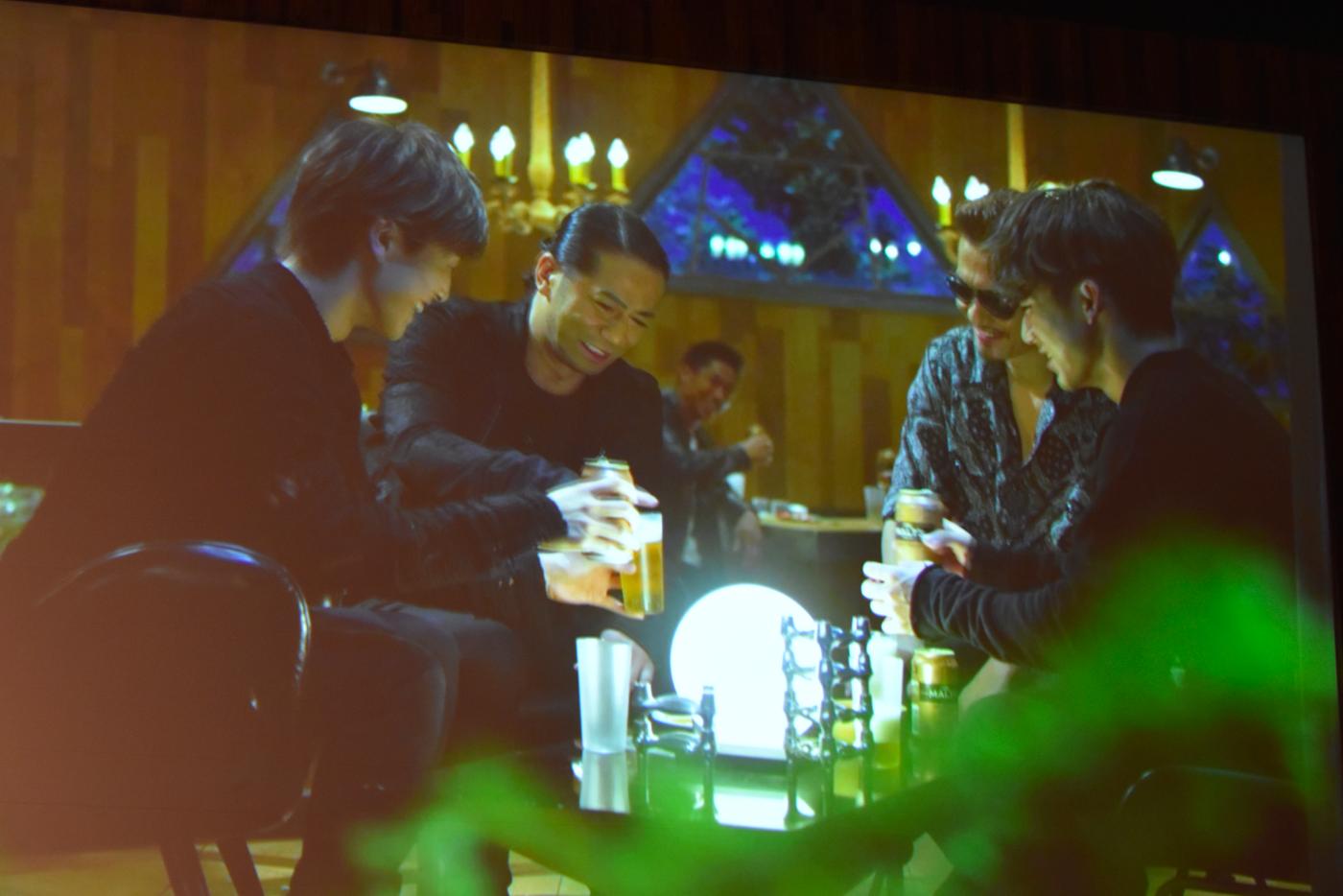 10月上旬からオンエアされる第2弾CMのメイキング映像のワンシーン。