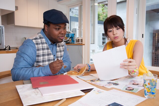 ドラマ「最強のふたり～京都府警 特別捜査班～」のワンシーン。