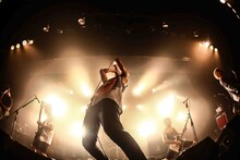 「FACT "KTHEAT" JAPAN TOUR 2015」東京・LIQUIDROOM公演の様子。（Photo by SHINGO TAMAI）