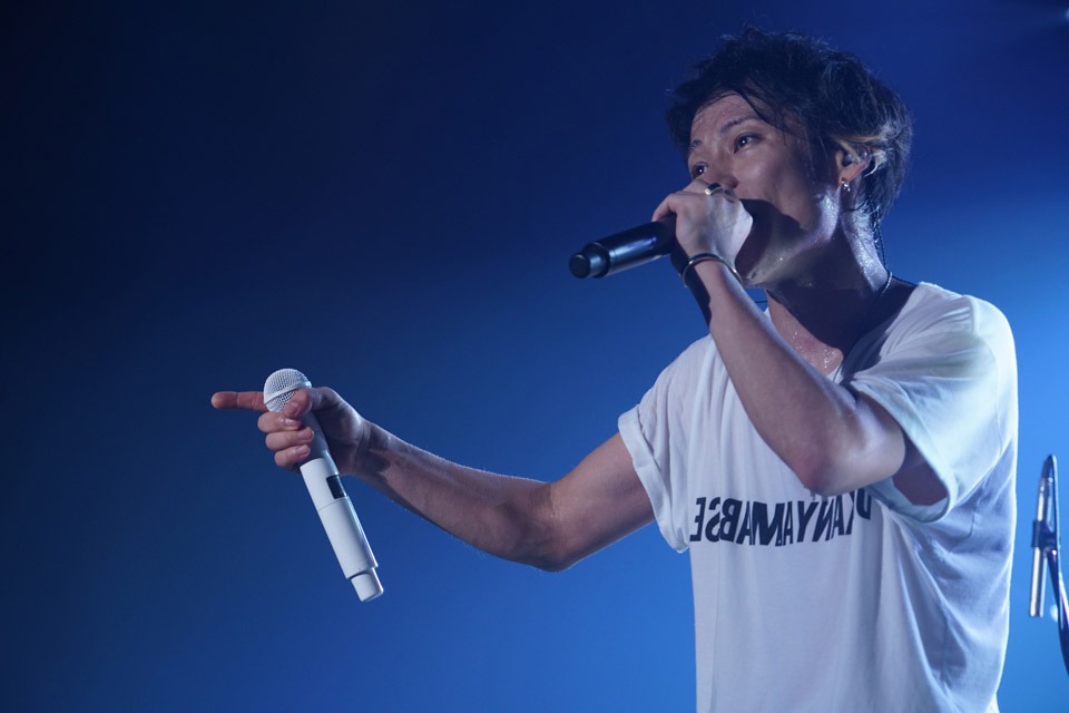 TAKUYA∞（Vo / UVERworld）（写真提供：ソニー・ミュージックレコーズ）