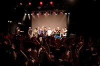 藤井隆「NEW ALBUM“Coffee Bar Cowboy”release tour FINAL＠代官山UNIT」の様子。（撮影：高橋良美）