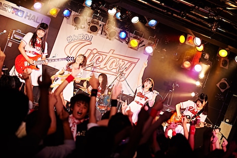 「がんばれ!Victory LIVE 四回の表『晩夏の首位攻防最終戦 前夜祭』」の様子。(提供:ポニーキャニオン)