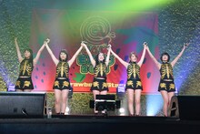 ひめキュンフルーツ缶によるライブの様子。