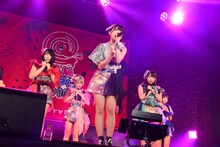 妄想キャリブレーションによるライブの様子。