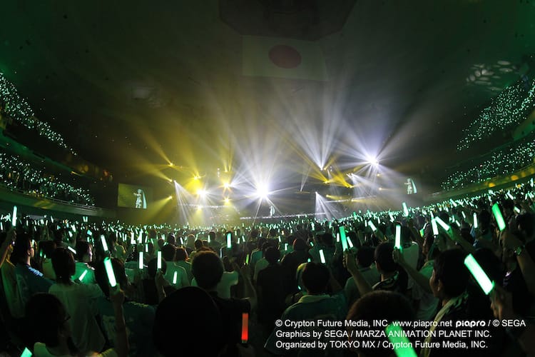 初音ミク「マジカルミライ」武道館公演が映像化、限定盤は特典満載 