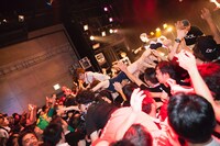 東京・WWWで開催された「BiSHフェス」の様子。（撮影：外林健太）