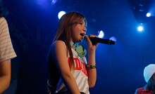 MAYU（写真提供：ソニー・ミュージックレコーズ）