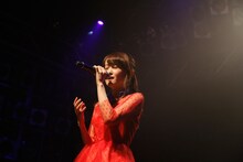 芹奈（写真提供：ソニー・ミュージックレコーズ）