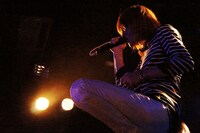 「Grateful Year 2015『NOnsenSe MARkeT 2F』」埼玉・HEAVEN'S ROCK Kumagaya VJ-1公演の様子。（写真提供：サンクレイド）