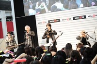 「カスタマイZ 全国行脚 絆のぶっちぎりツアー秋!!!!“凱旋×Crusher”」初日公演の様子。（撮影：岡本麻衣）