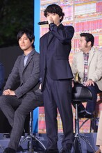 新妻エイジ役の染谷将太