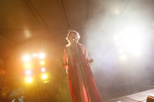 9月5日に神奈川・川崎市東扇島東公園にて行われた「BAYCAMP 2015」での水曜日のカンパネラ。（撮影：市村岬）