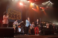 9月5日公演よりDOBERMANと儀間崇（MONGOL800）。 （写真提供：HIGH WAVE）