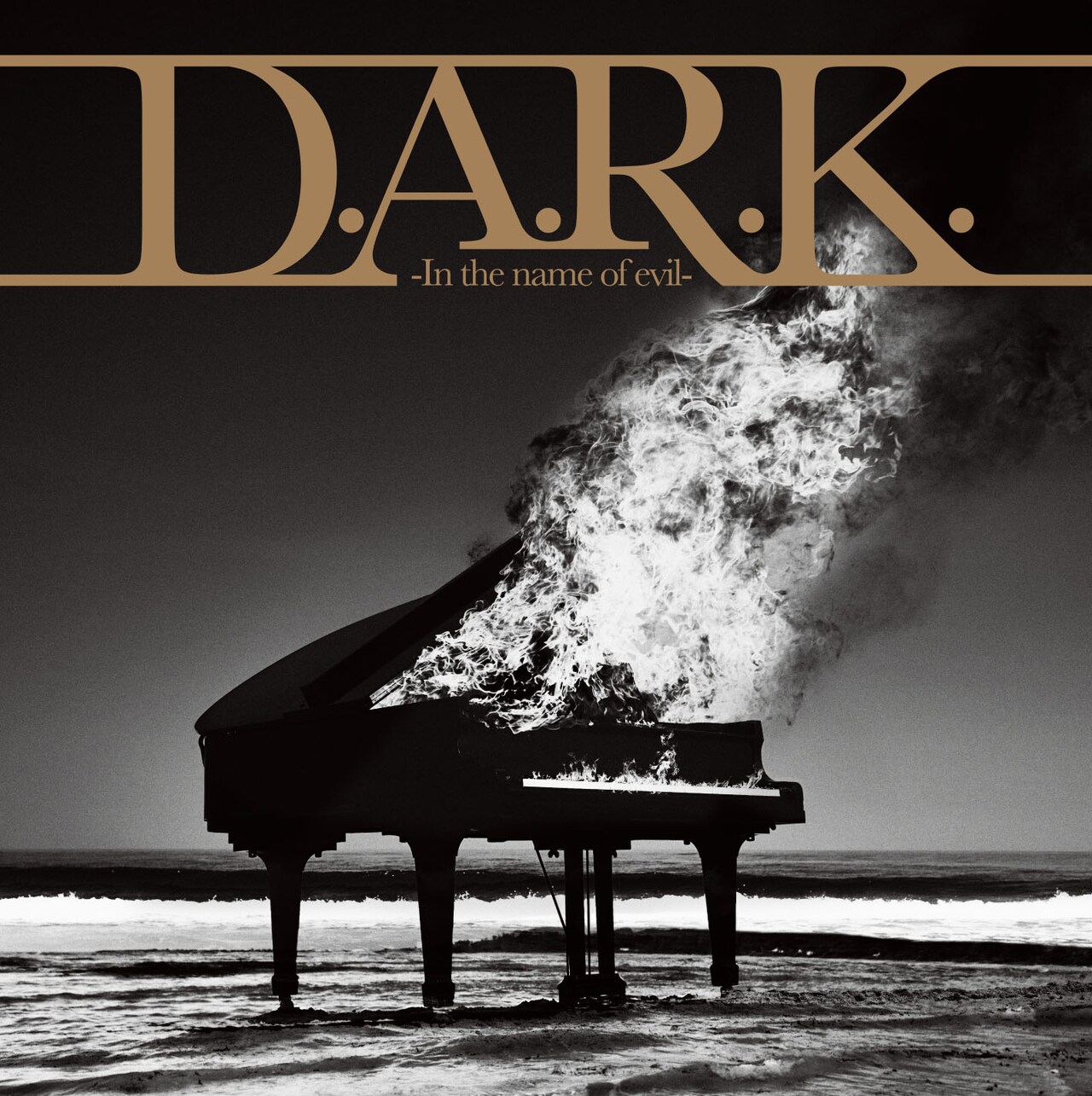 lynch.「D.A.R.K. -In the name of evil-」通常盤ジャケット