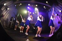ぷちぱすぽ☆1stフリーワンマンライブ「アイドルはスポーツだ！」の様子。