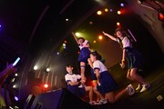 ぷちぱすぽ☆1stフリーワンマンライブ「アイドルはスポーツだ！」の様子。