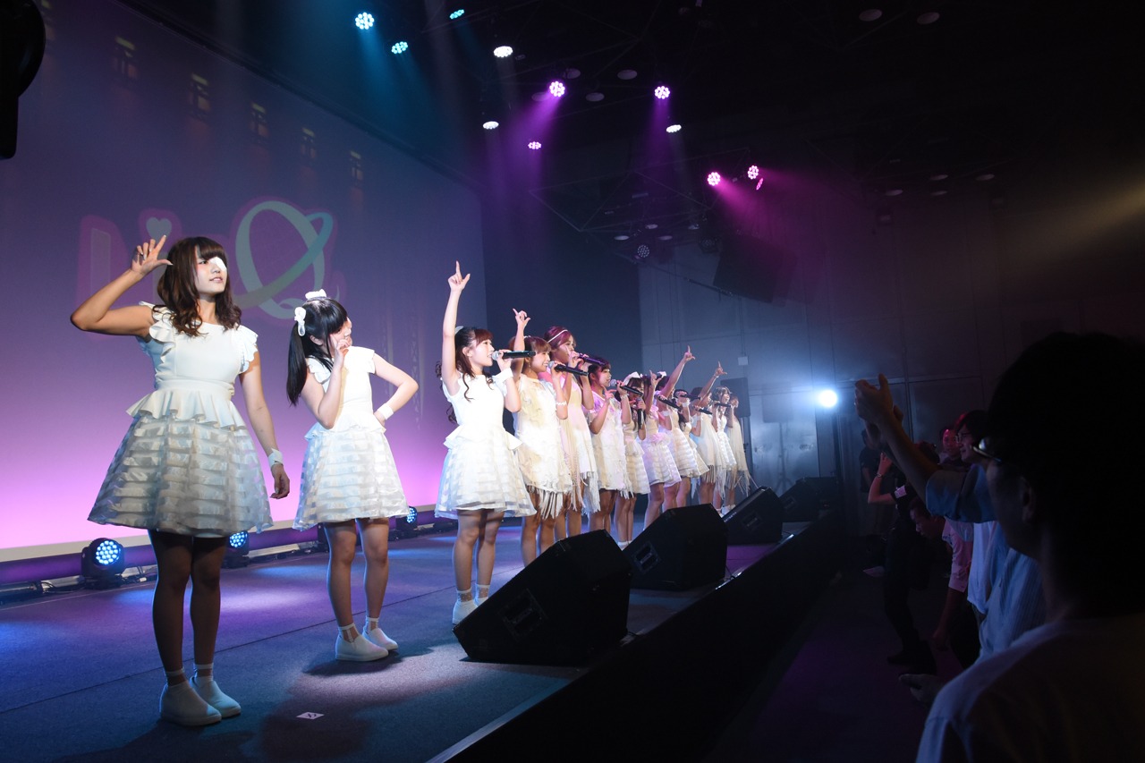 「LinQuest～やがて伝説へ…」発売記念イベントの様子。