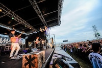 フレデリックのライブの様子。（撮影：米田真也）