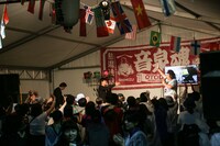 ガリガリガリクソン「飛び込み音泉！ ヘッドライナーは俺じゃ」の様子。（撮影：日吉純平）