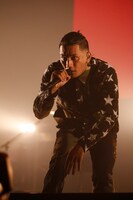 AKLO （写真提供：ポニーキャニオン）