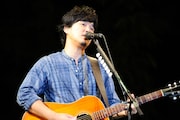 秦基博(撮影:山本佳代子)