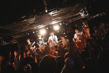 セプテンバーミー「9月の私 vol.3 ～ワンマンライブ～」のライブの様子。（撮影：ハヤシサトル）