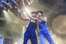 熱湯CM「フラカン12.19日本武道館」の様子。（撮影：渡邉一生）