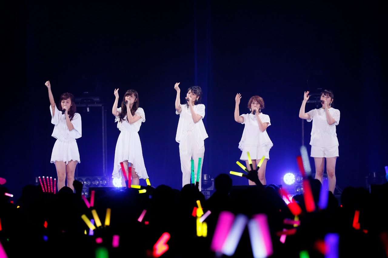 「℃-ute Cutie Circuit 2015 ～9月10日は℃-uteの日～」の様子。（写真提供：アップフロントエージェンシー）