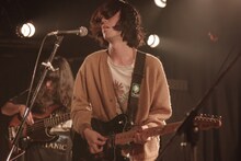 橋本薫（Vo, G / Helsinki Lambda Club）（撮影：児玉駿介）