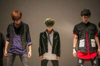 左からリョウガ、タクヤ、ユーキ。（撮影：米山三郎［SignaL］）