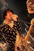 下川リオ（Vo, G）（撮影：松本時代）