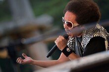 レキシ（撮影：田中聖太郎）