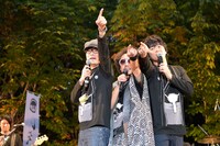 左から足軽先生、レキシ、旗本ひろし。（撮影：田中聖太郎）