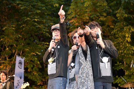 左から足軽先生、レキシ、旗本ひろし。（撮影：田中聖太郎）