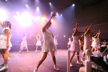 LinQ「360°LIVE」福岡・天神ベストホール公演の様子。（写真提供：ジョブ・ネット）