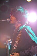 寺口宣明（G, Vo /  Ivy to Fraudulent Game）（撮影：オチアイユカ）