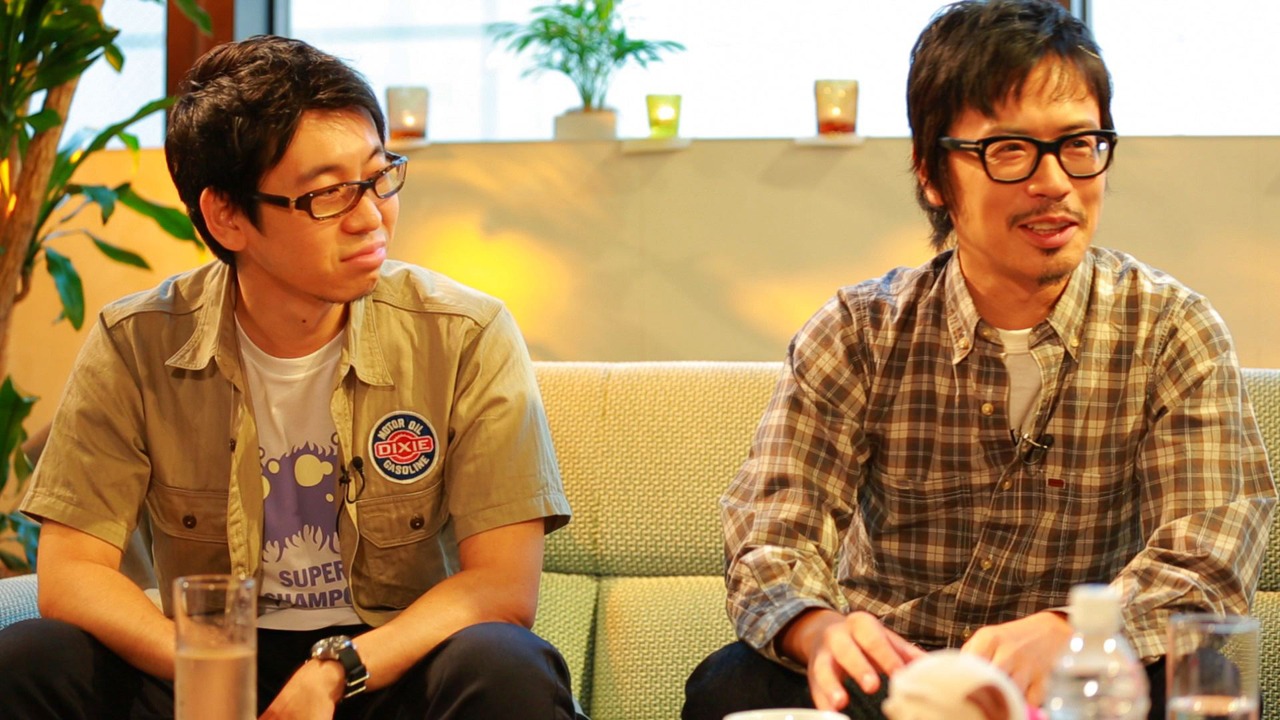 写真左より小山宙哉、岸田繁（くるり）。 (c)TBS