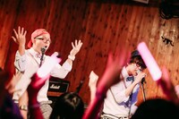 9月4日に開催された「Unknown Tokyo」でのONIGAWARAのライブの様子。（撮影：西槇太一）