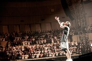 UVERworldのライブの様子。(写真提供:Sony Music Records)