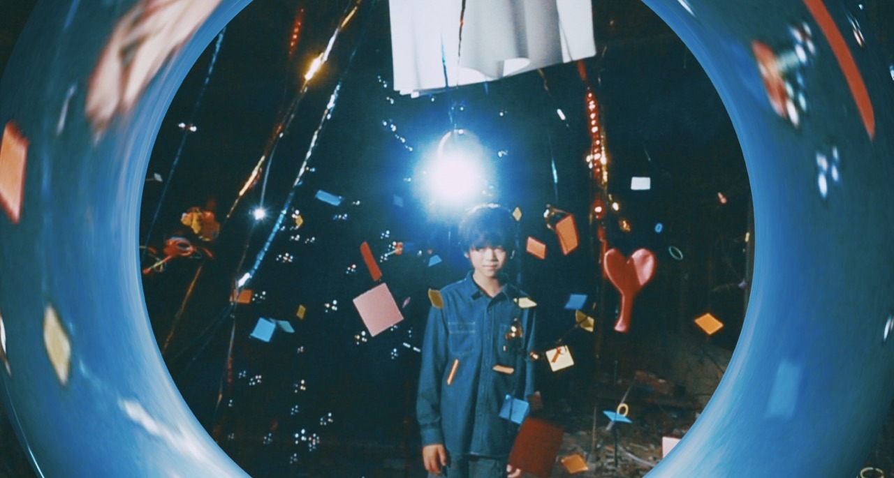 「Dreamer」ミュージックビデオのワンシーン。