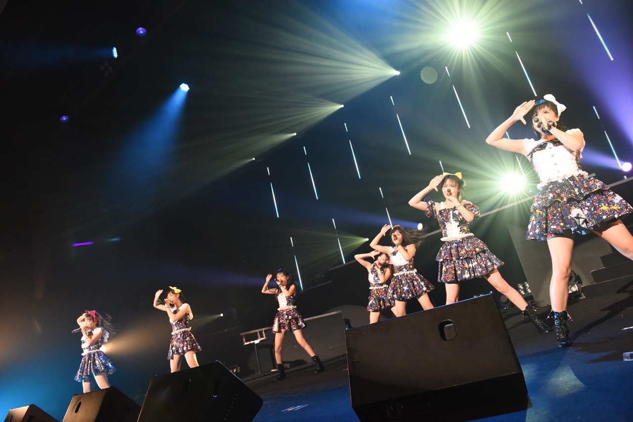 「愛乙女★DOLL 6thワンマンライブin渋谷公会堂～君と見る七色の流れ星☆願いを込めて歌う歌！聴かなきゃ“こうかい”しちゃうぞ！」の様子。