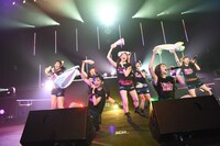 「愛乙女★DOLL 6thワンマンライブin渋谷公会堂～君と見る七色の流れ星☆願いを込めて歌う歌！聴かなきゃ“こうかい”しちゃうぞ！」の様子。