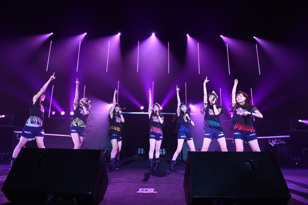 「愛乙女★DOLL 6thワンマンライブin渋谷公会堂～君と見る七色の流れ星☆願いを込めて歌う歌！聴かなきゃ“こうかい”しちゃうぞ！」の様子。