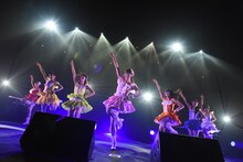 「愛乙女★DOLL 6thワンマンライブin渋谷公会堂～君と見る七色の流れ星☆願いを込めて歌う歌！聴かなきゃ“こうかい”しちゃうぞ！」の様子。