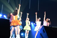 「愛乙女★DOLL 6thワンマンライブin渋谷公会堂～君と見る七色の流れ星☆願いを込めて歌う歌！聴かなきゃ“こうかい”しちゃうぞ！」の様子。