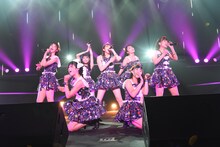 「愛乙女★DOLL 6thワンマンライブin渋谷公会堂～君と見る七色の流れ星☆願いを込めて歌う歌！聴かなきゃ“こうかい”しちゃうぞ！」の様子。