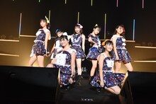 「愛乙女★DOLL 6thワンマンライブin渋谷公会堂～君と見る七色の流れ星☆願いを込めて歌う歌！聴かなきゃ“こうかい”しちゃうぞ！」の様子。