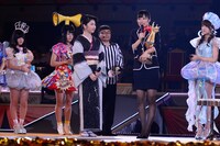 「AKB48グループ じゃんけん大会 2015」の様子。(c)AKS